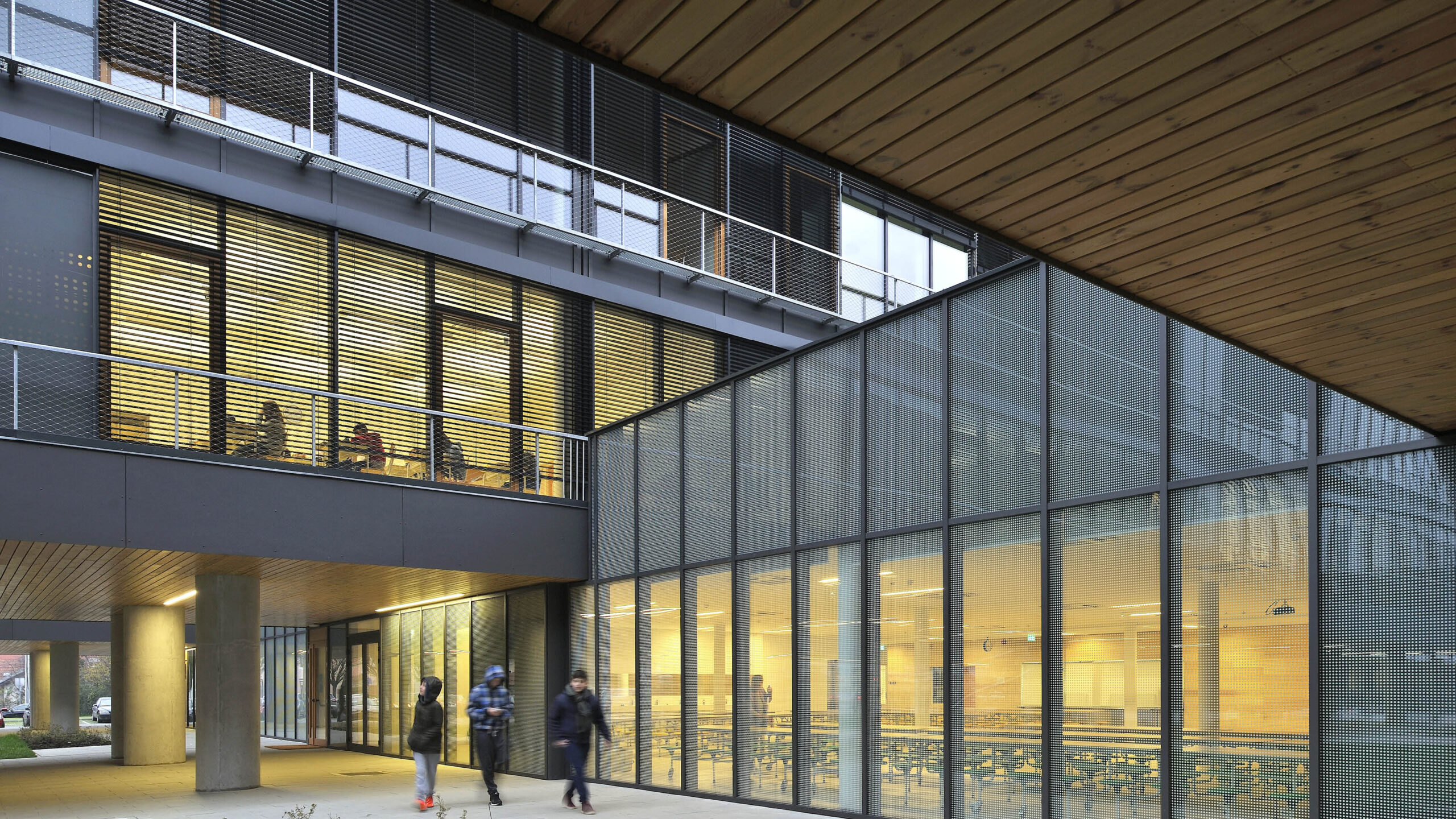 ODGOJNO-OBRAZOVNI KOMPLEKS „KAJZERICA“