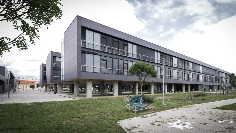 ODGOJNO-OBRAZOVNI KOMPLEKS „KAJZERICA“