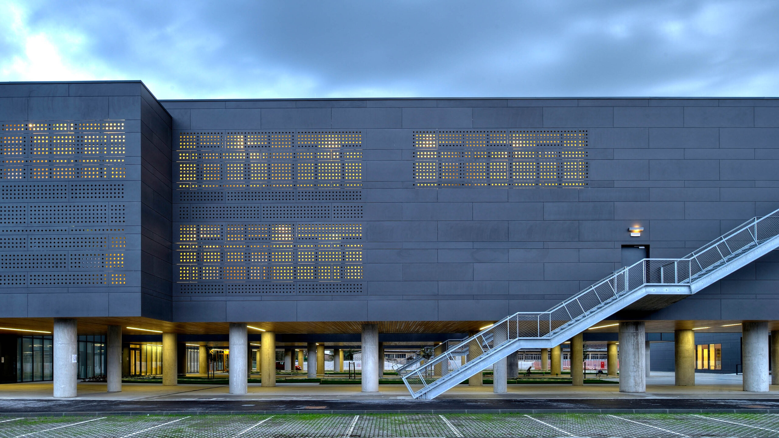 ODGOJNO-OBRAZOVNI KOMPLEKS „KAJZERICA“