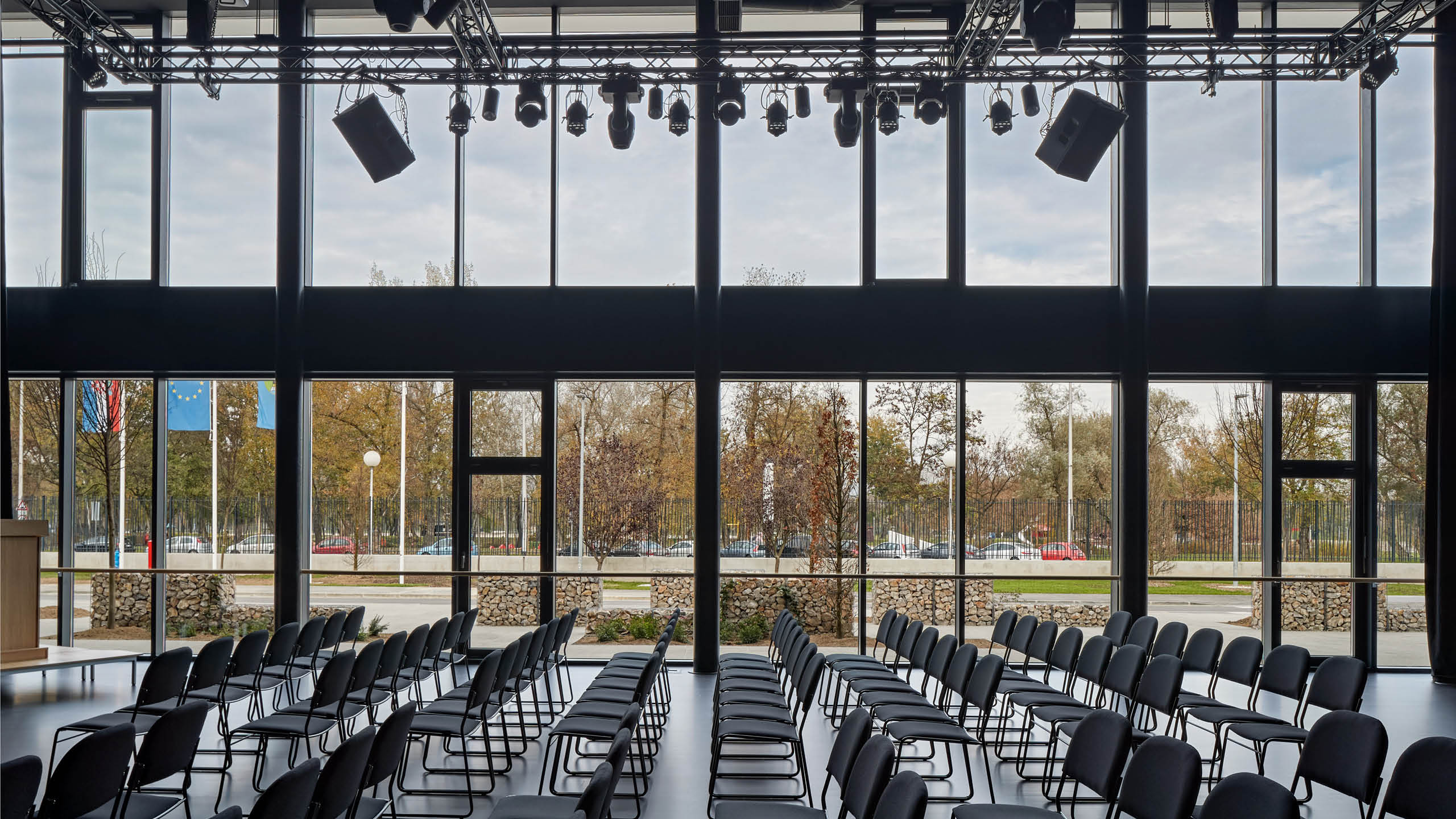 EDUCATIONAL COMPLEX SREDIŠĆE