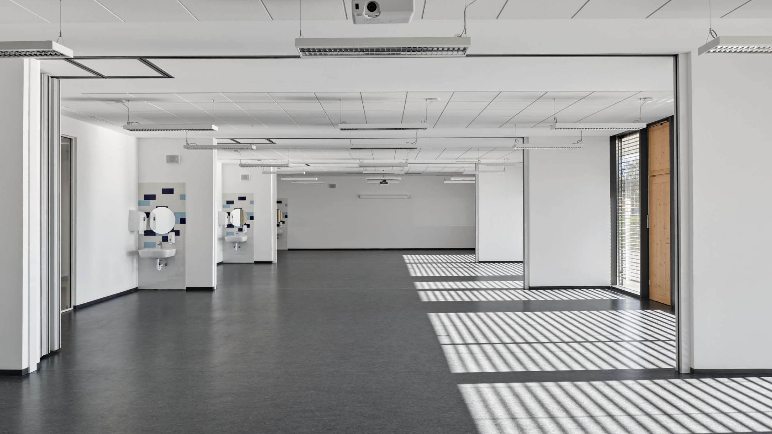 EDUCATIONAL COMPLEX SREDIŠĆE