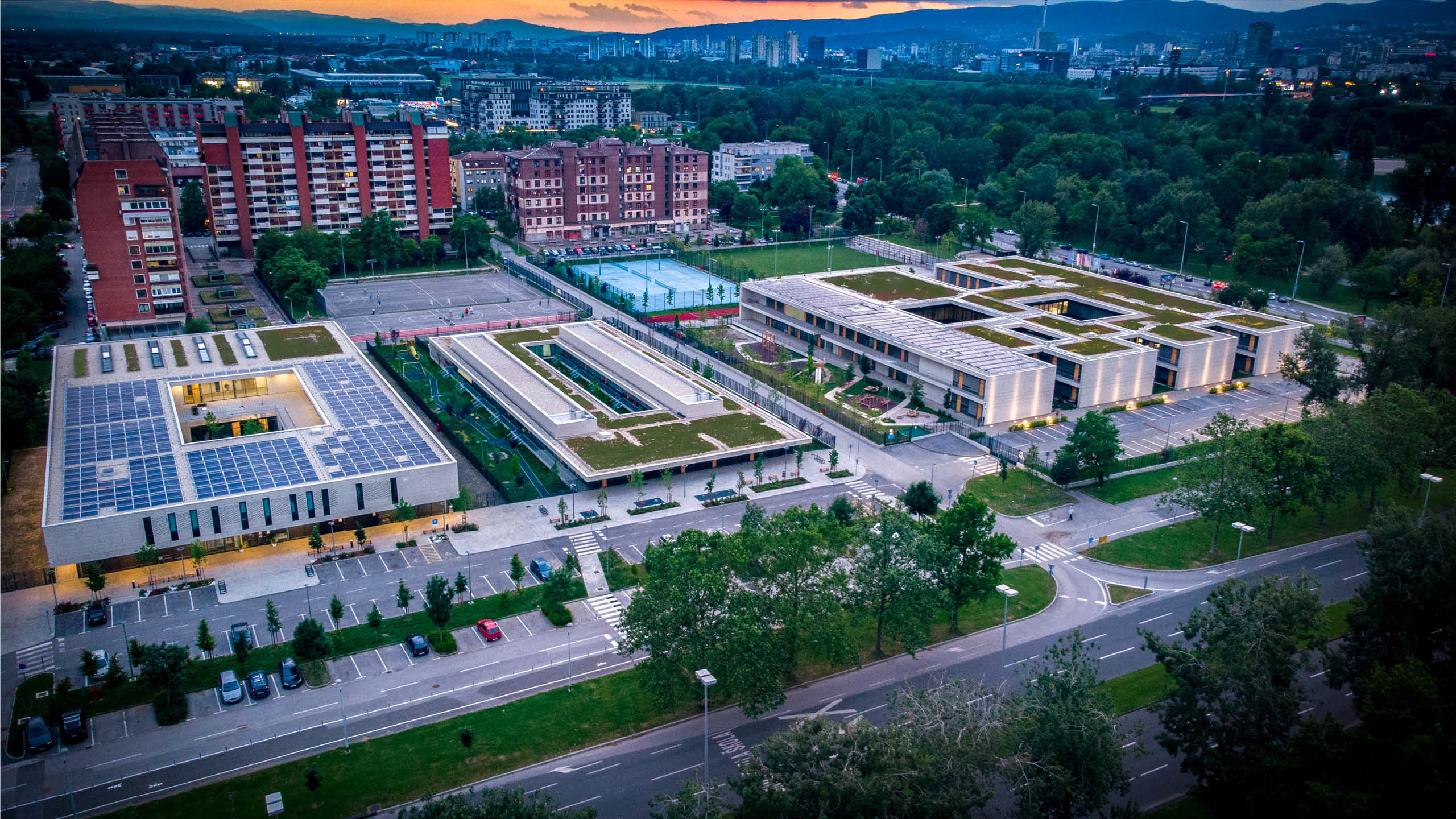 EDUCATIONAL COMPLEX SREDIŠĆE