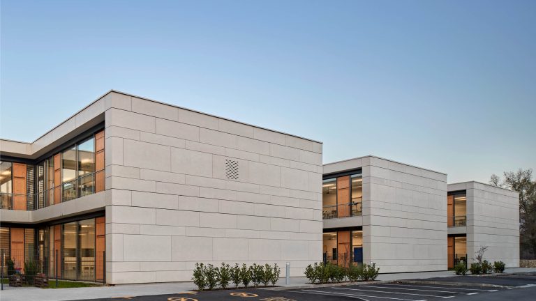 EDUCATIONAL COMPLEX SREDIŠĆE