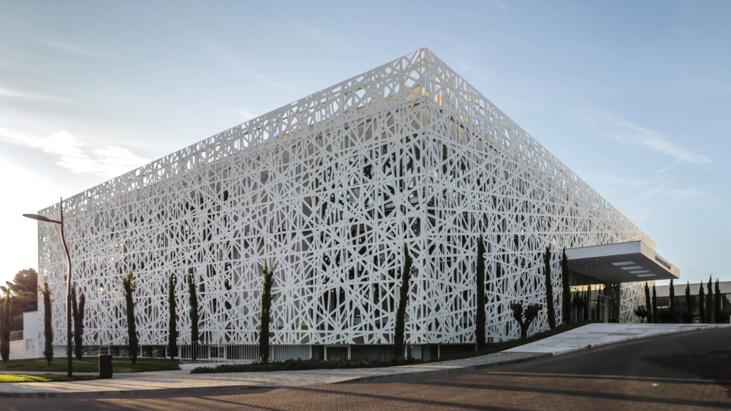 AMADRIA PARK KONGRES DVORANA JE GOTOVA :)