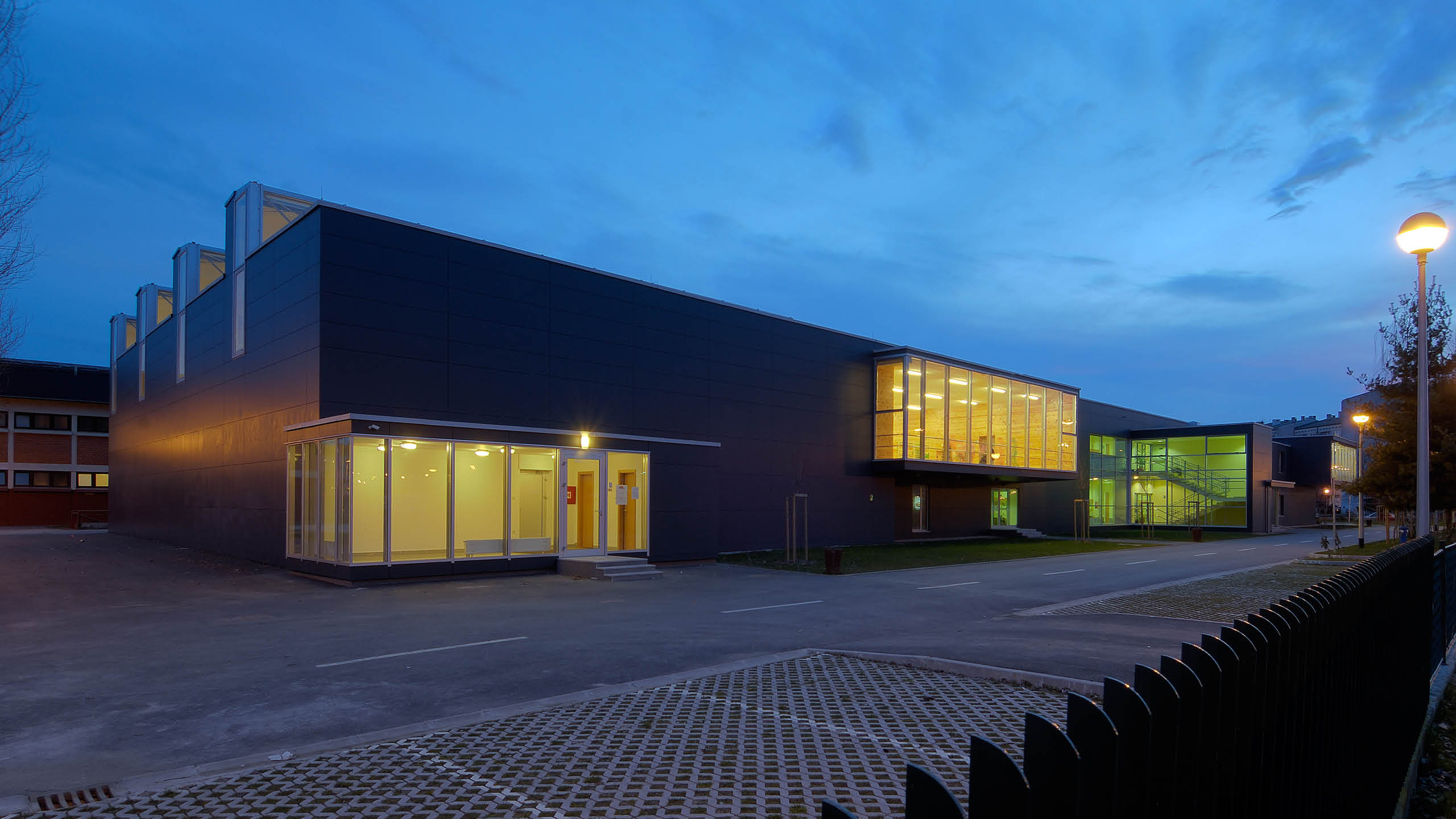 ŠKOLA TITUŠ BREZOVAČKI