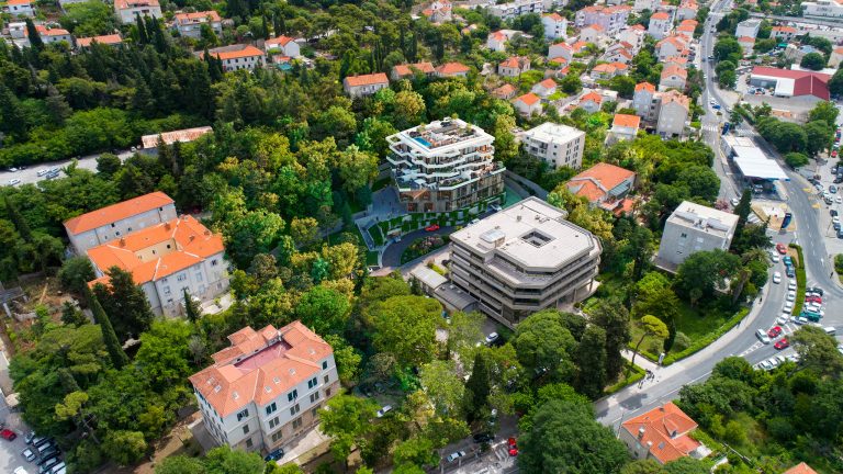 STAMBENO-POSLOVNA ZGRADA MD U DUBROVNIKU