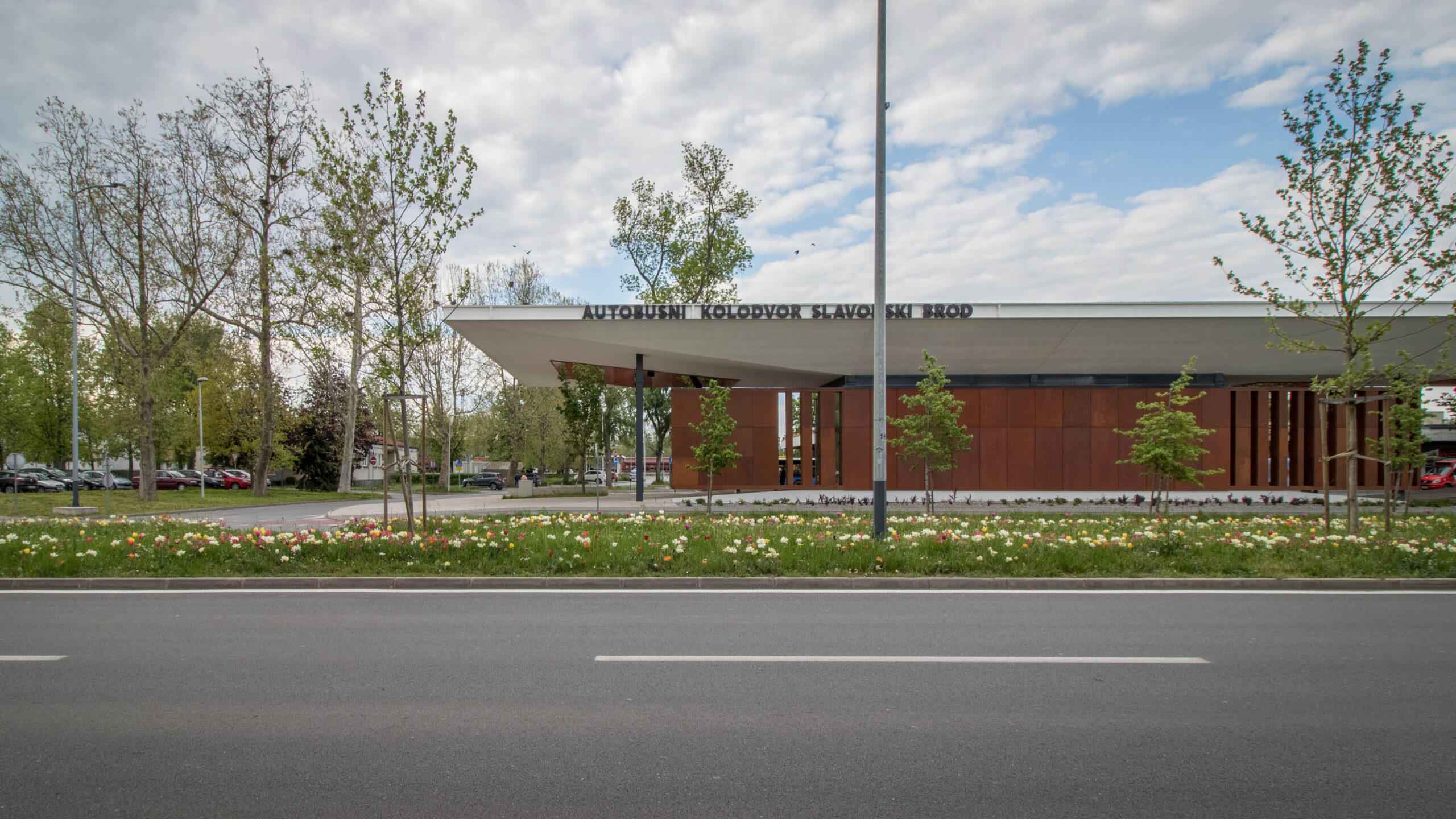 BUS TERMINAL SLAVONSKI BROD