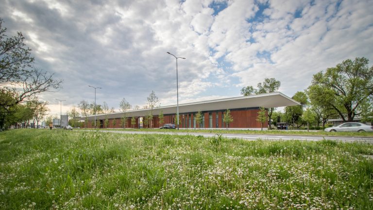 BUS TERMINAL SLAVONSKI BROD