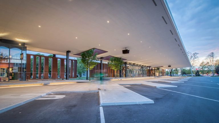 BUS TERMINAL SLAVONSKI BROD