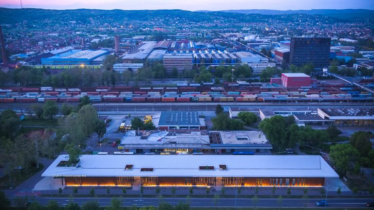 BUS TERMINAL SLAVONSKI BROD