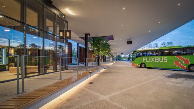 BUS TERMINAL SLAVONSKI BROD