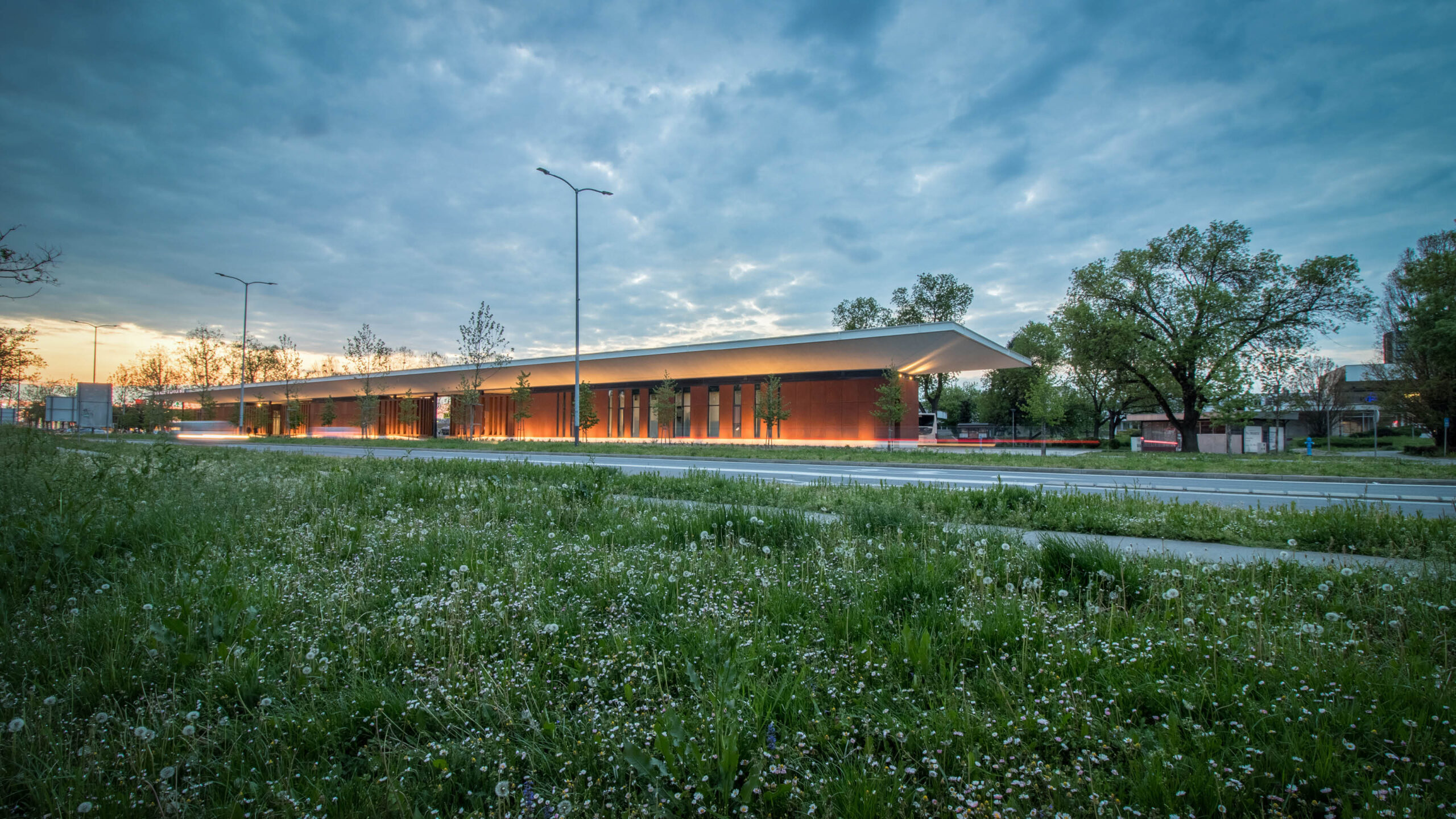 BUS TERMINAL SLAVONSKI BROD