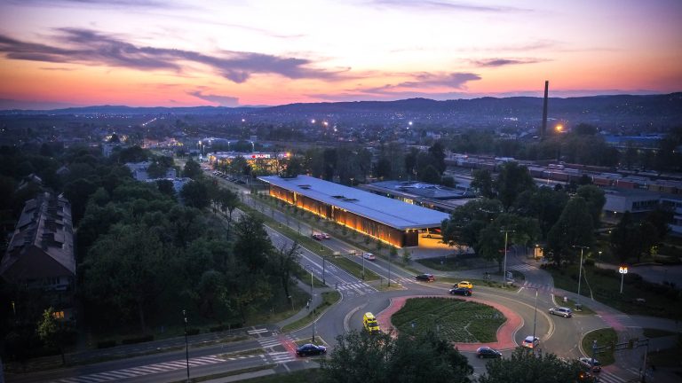 BUS TERMINAL SLAVONSKI BROD